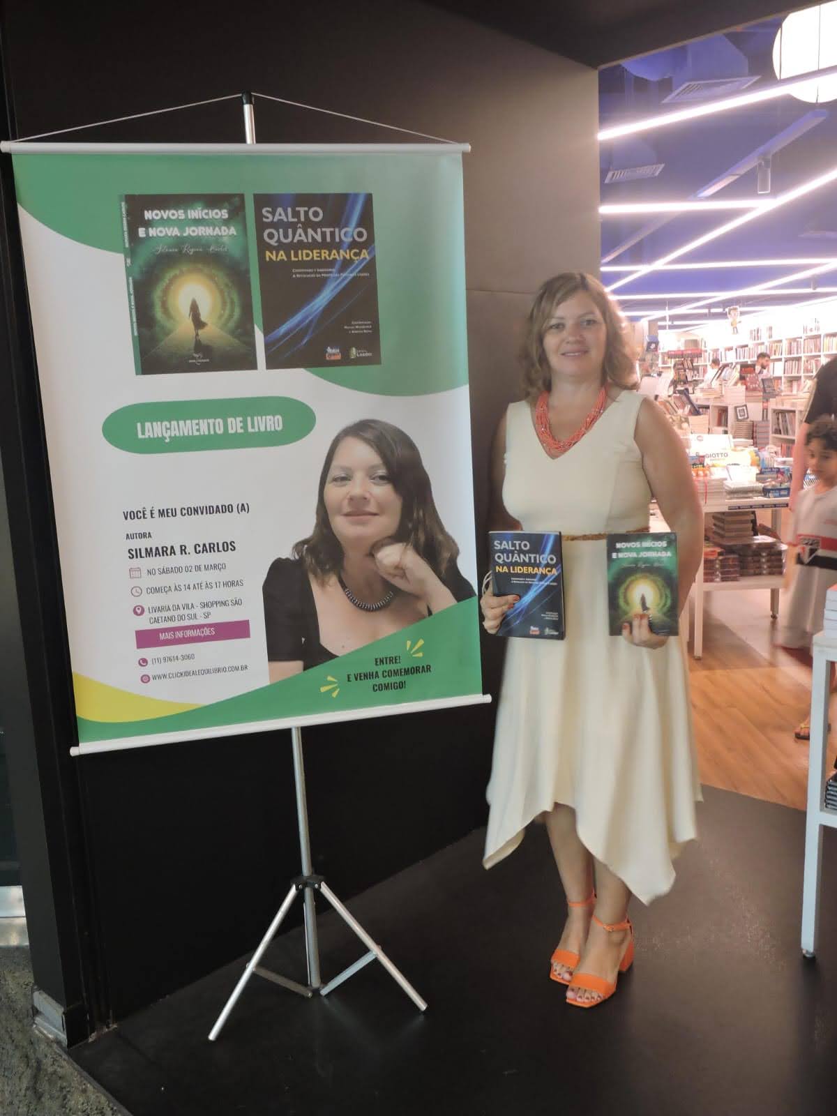 Escritora Silmara Carlos